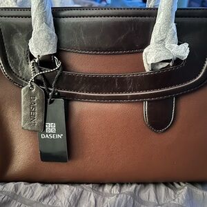 New Dwaine handbag with tags and dust bag